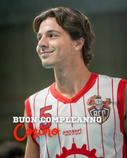 Buon compleanno Cosimo🎉

Da tutta la famiglia del Basket San Casciano, tanti auguri al nostro Knight Cosimo!

#NeverWasteTalent